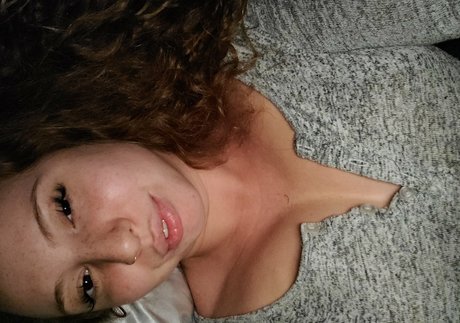 PiperMaePeach sexy pornstar picture