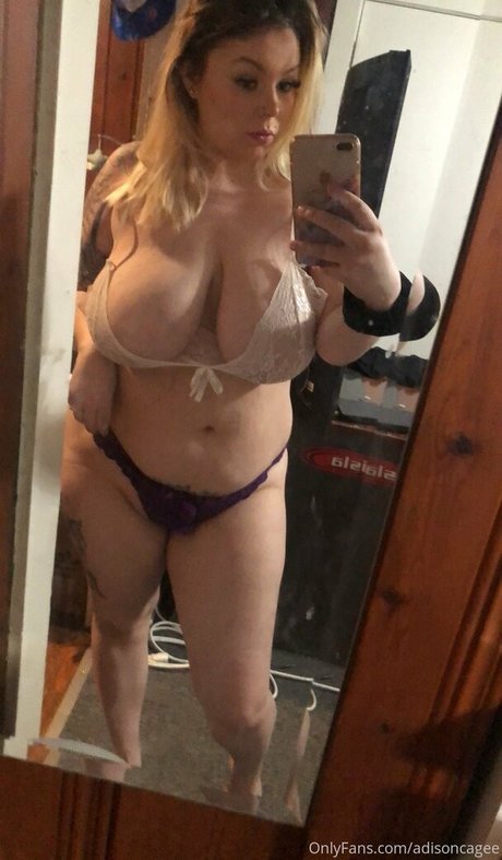 adisoncagee porn model image