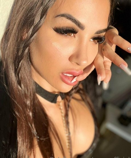 susygofficial hot model gallery