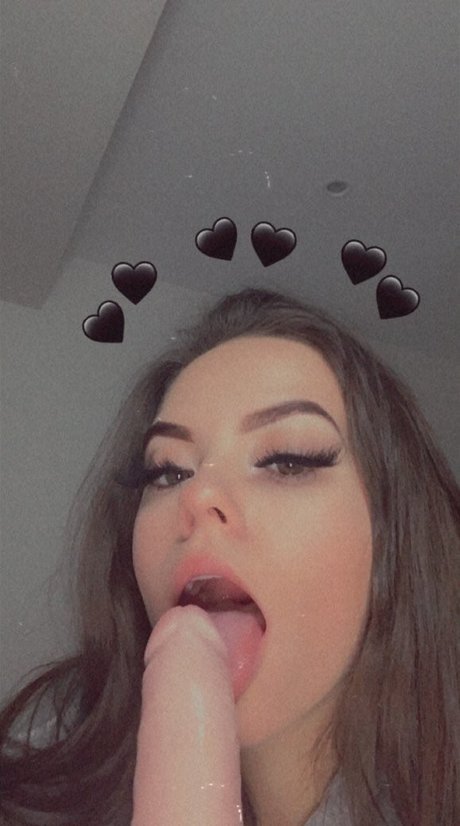 Sadcutiepie nice model pic