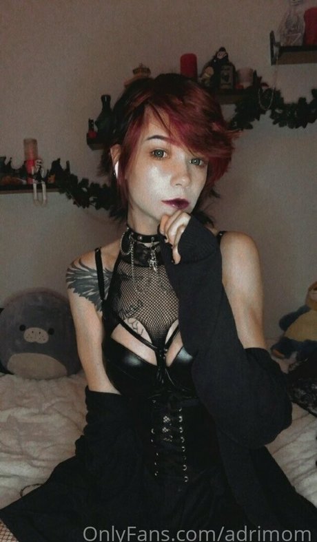 adrimom xxx model photo