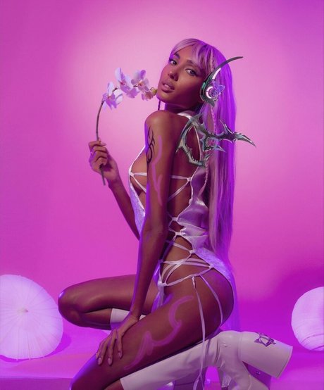 Mary Senn model pornographic picture