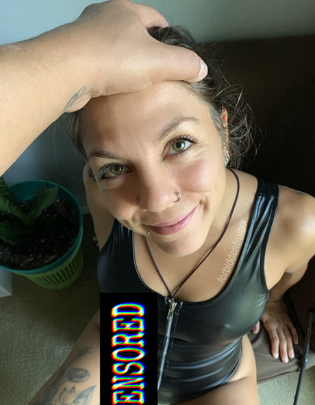 Forbiddenfruitxx hot actress pics