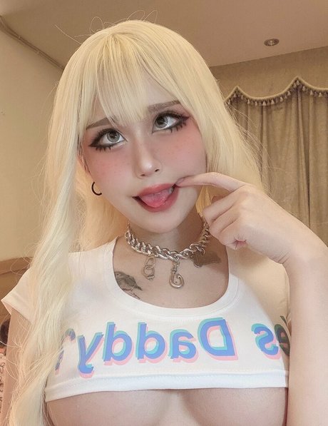 Hinatalei Salvatore star sexy gallery