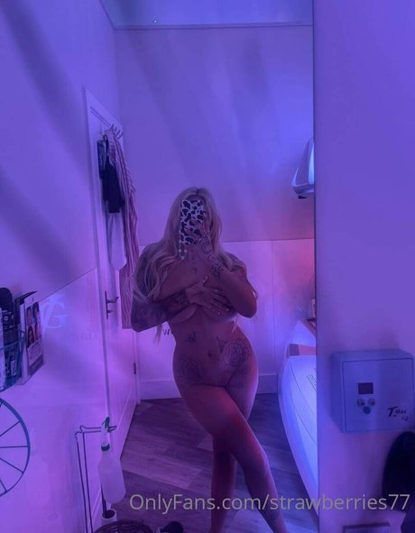 strawberries77 free actress pic