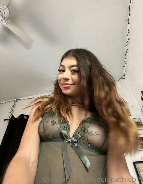 sociopathicbih model hd pictures