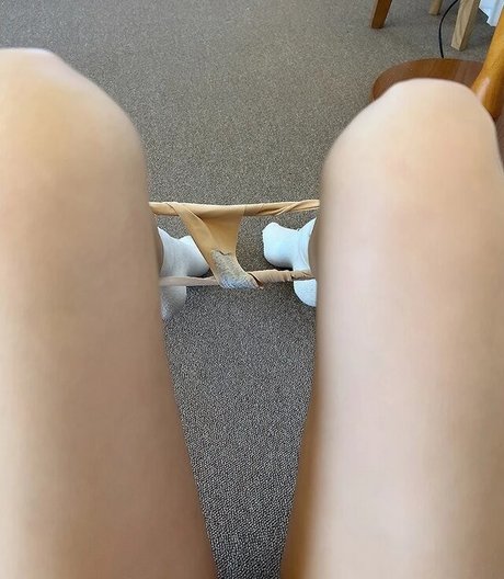 leeeee mona perfect model gallery