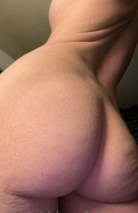 Bitsy Hanas exclusive actress image