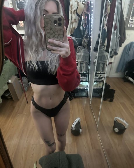 Devilmade888 star sexy image