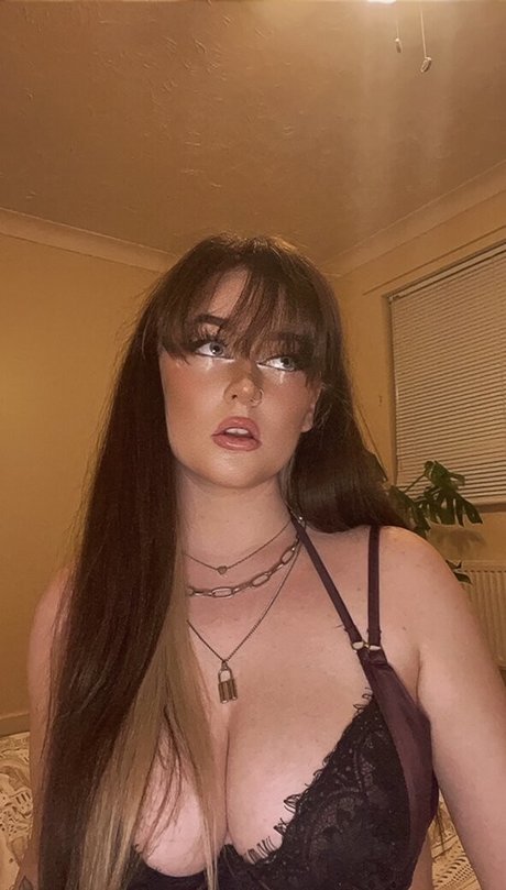 HeckSnekx nice actress pics