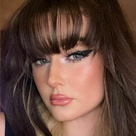 HeckSnekx star pornographic archive