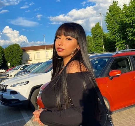 Raxien pornstar nude pics