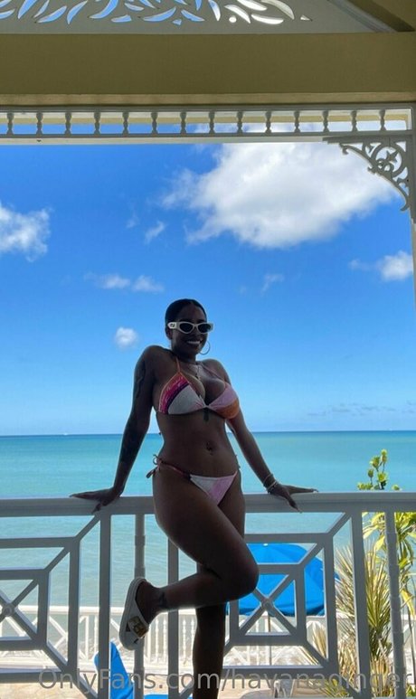 Havana Ginger model hd photo