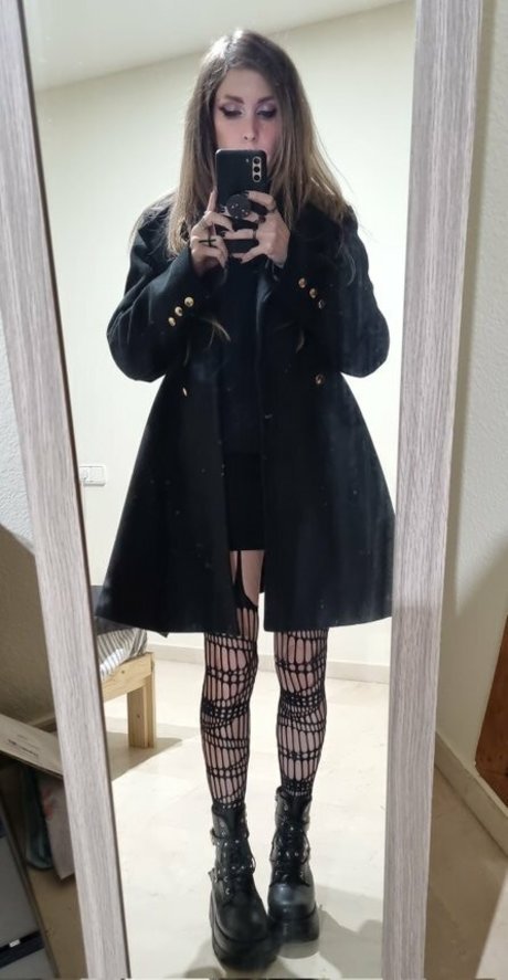 Chio Uyuni sex pornstar image