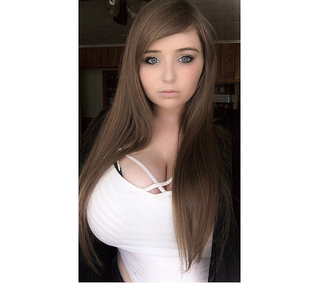 Emaliehall star perfect pictures