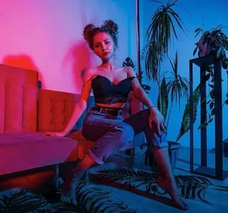 Alina Kurzova actress pics