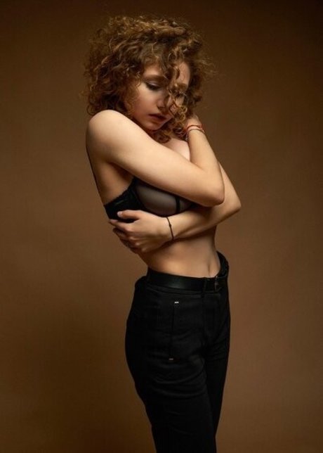 Alina Kurzova sexy pornstar galleries