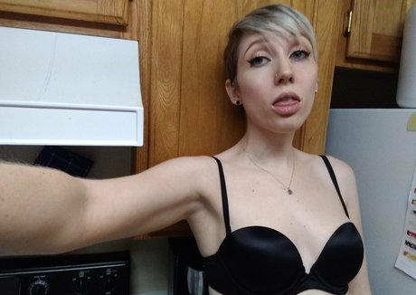 ikuyikuy exclusive pornstar pictures