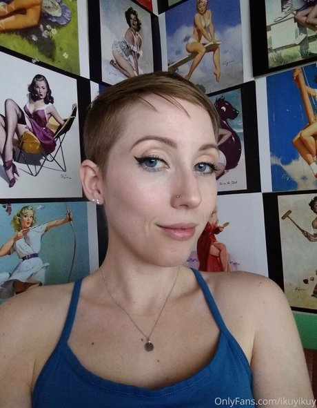 ikuyikuy naked star pic