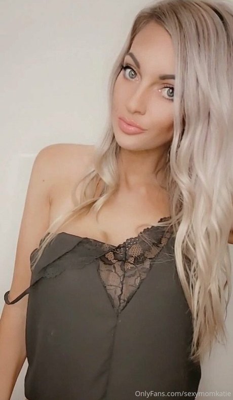 NaughtyNurse nude model images