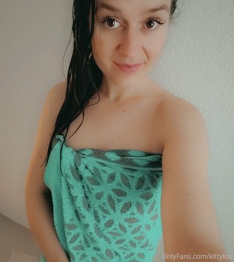 kittylou perfect pornstar photos