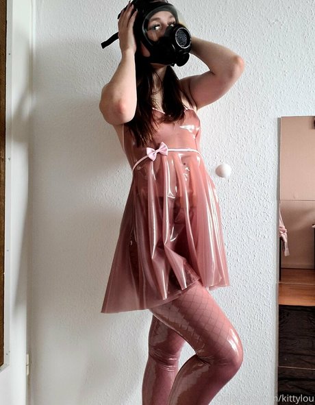 kittylou exclusive model pictures