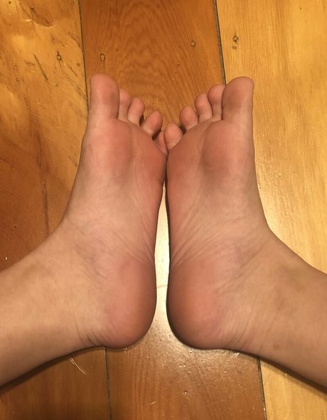 toesofmidna xxx actress photo