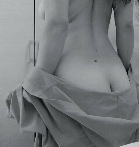 mordacia free star photo