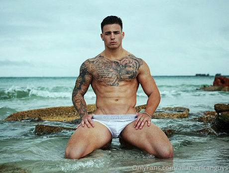 allamericanguys model beautiful pictures