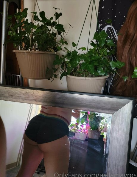 aellaz xxx star photo