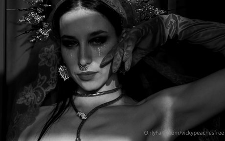 vickypeachesfree free star photo