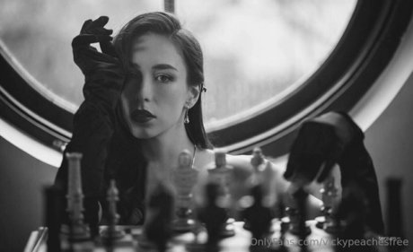 vickypeachesfree perfect pornstar archive