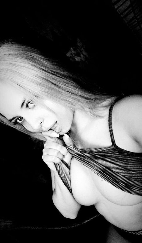 marinalee12 model beautiful pictures