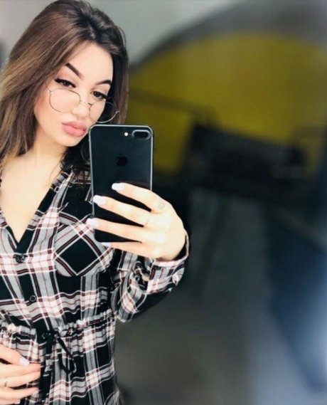 anyalove2 model sexy pics