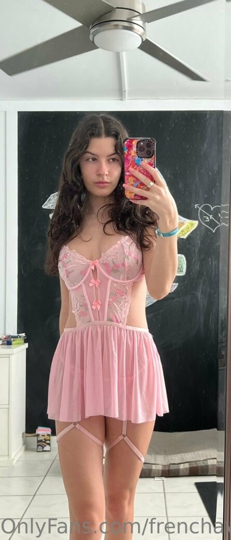 Frenchava erotic actress photo