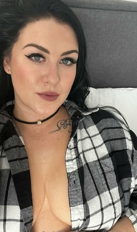 olivializ model nude gallery