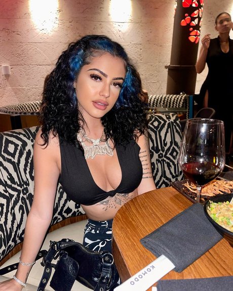 blonde natürliche onlyfans erotische exklusive foto