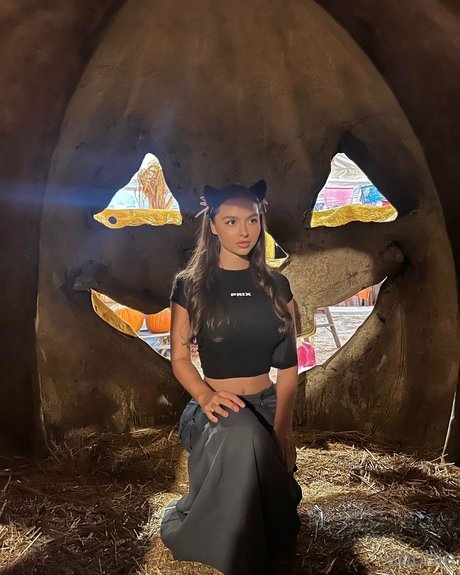 Sophie Mudd xxx hd foto