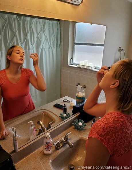 blonde natürliche onlyfans kostenlose schöne galerie