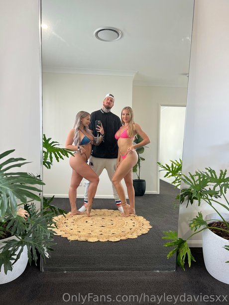 Hayley Davies erwachsene pornografische galerien