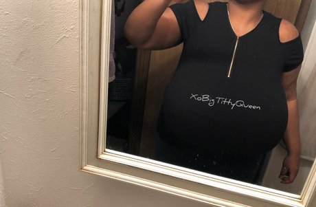 XoBigTittyQueen kunst hübsche fotos