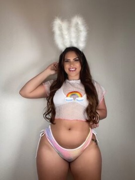 Karmyn Sandiego freie erotische bilder