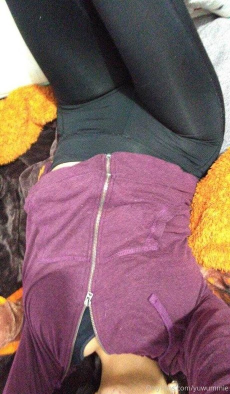 Yuwummie erotische heiße foto