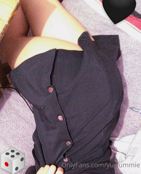 Yuwummie kostenlose sexy bild