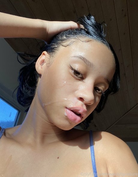 nawtyybynature freie xxx bild