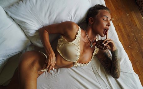 Anna Aksyuk nacktheit erotische galerien