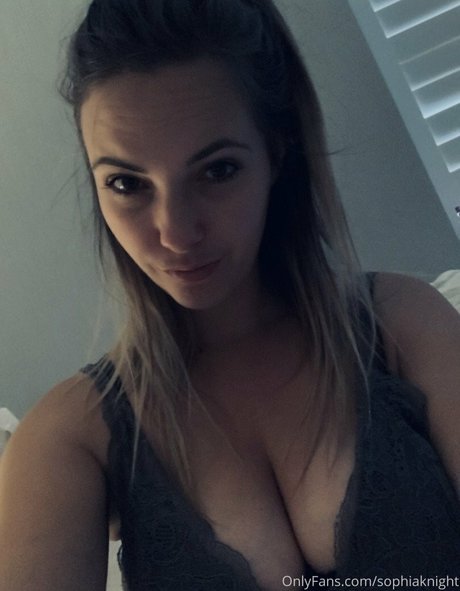 Sophia Knight exklusive porno bild