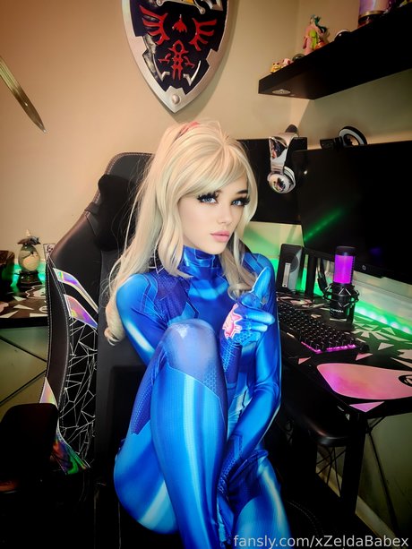 xzeldababex nackt pornografische bild