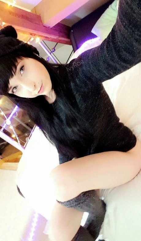 IvyLaura schauspielerin beste fotos