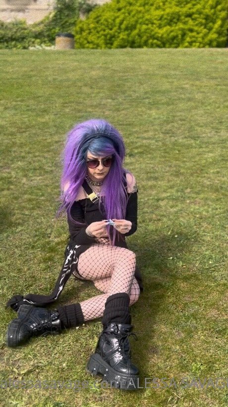 Alessa Savage perfekte erotische bilder